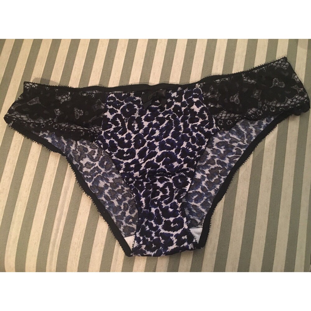 New Rare Victorias Secret Leopard Print Panty Size Medium